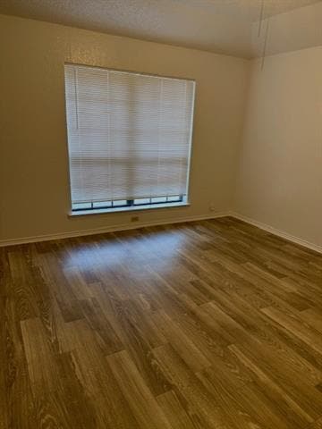 Foto del edificio - 7502 Pear Tree Ln