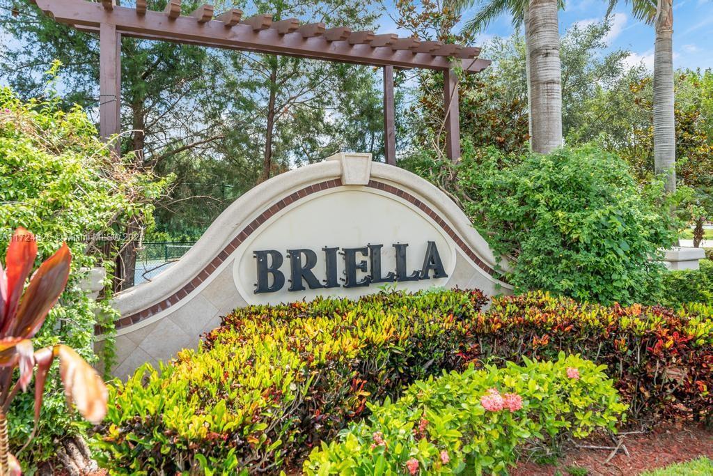 Foto principal - 7301 Briella Dr