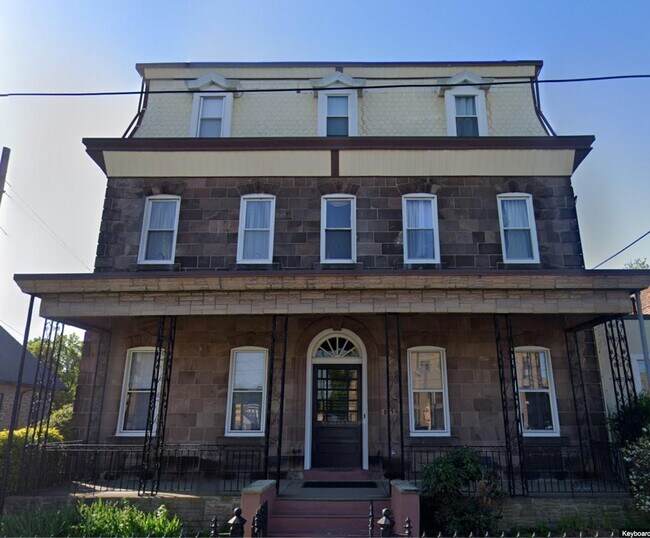 8139 Frankford Ave Unit 3 - 8139 Frankford Ave
