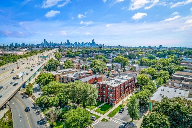 Building Photo - 2537 N Campbell Ave