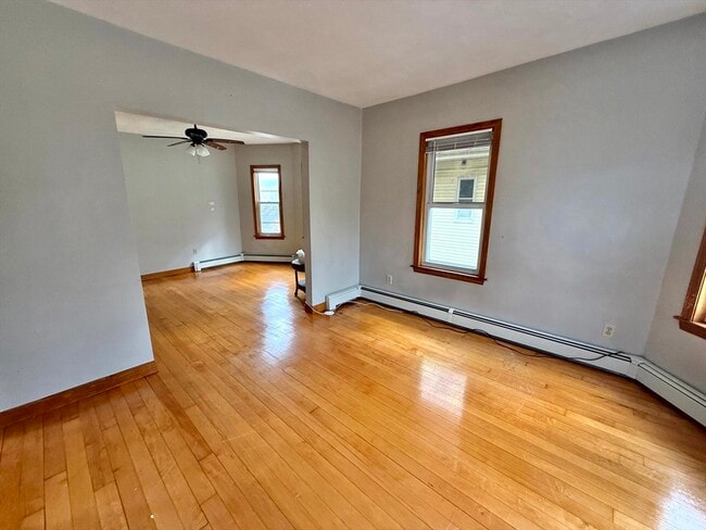 Foto del edificio - 35 Irma Ave