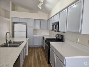 Building Photo - 3814 Spruceview Ct