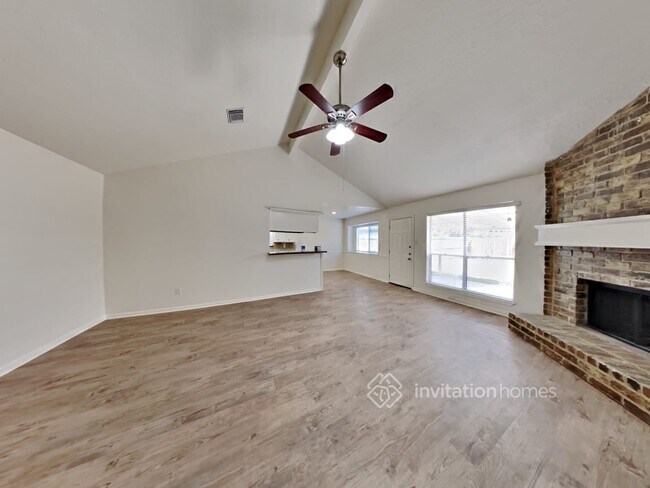 Foto del edificio - 15135 Tresch Ln