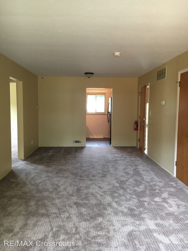 Building Photo - 2 br, 1 bath Apartment - 1910 Wooster