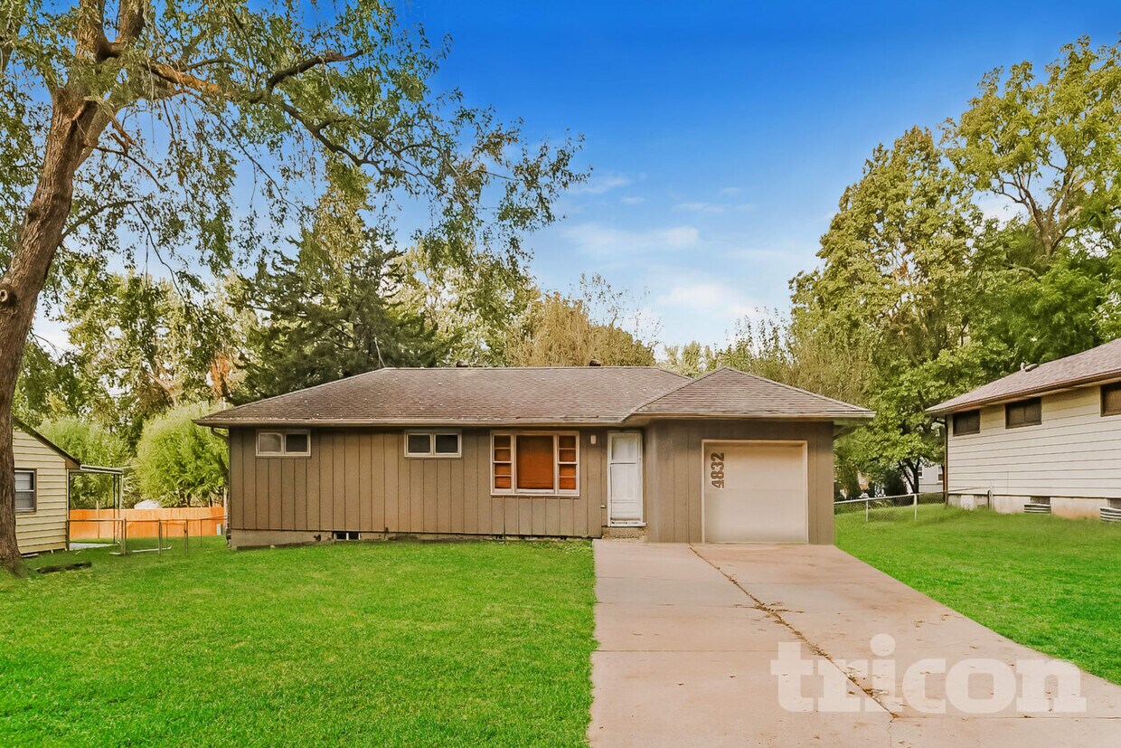 Foto principal - 4832 Melrose Ln