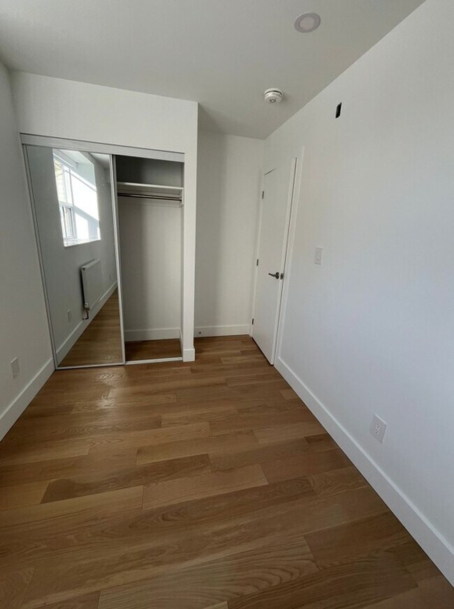 Building Photo - 612 Dawes Rd