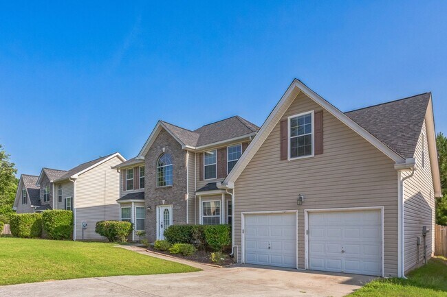 Foto del edificio - Spacious 5BR House in Fairburn
