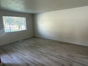 Building Photo - 2583 N 550 E