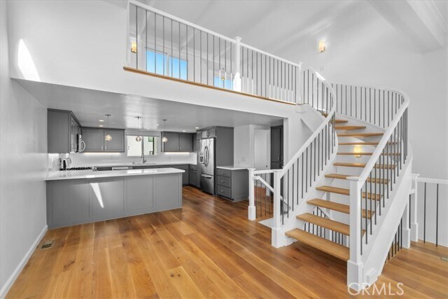 Foto del edificio - 1107 Loma Dr