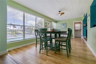 Building Photo - 2372 Baybreeze St