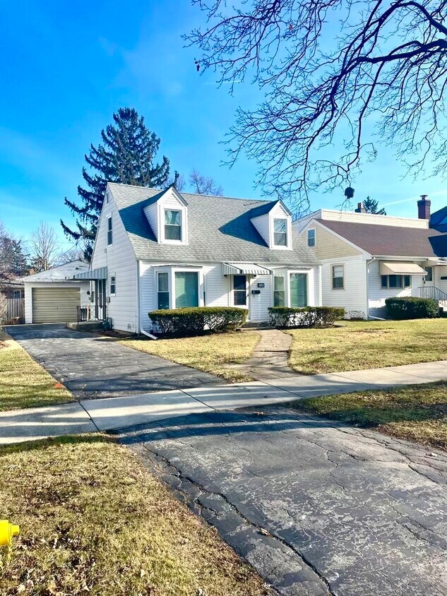 1533 Elliott St, Park Ridge, IL 60068 House for Rent in Park Ridge