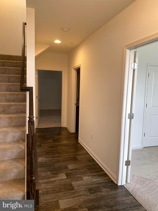 Foto del edificio - 112 Ironwood Ct