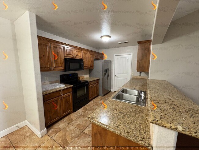 Foto del edificio - Charming Corner Lot Home in Desirable City View