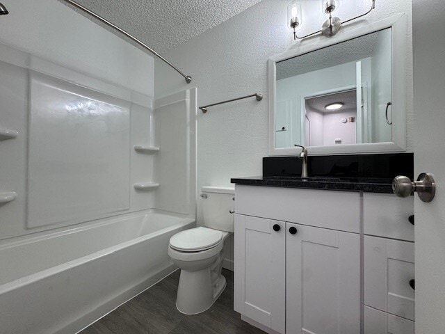 Building Photo - Highland Apartments