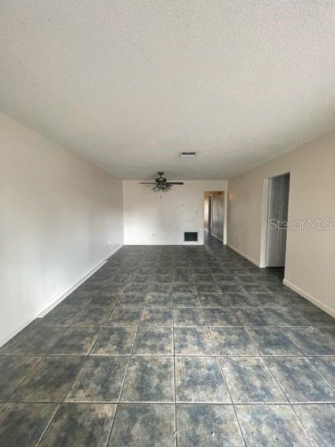 Foto del edificio - 615 Quail Hollow Dr