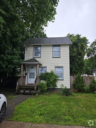 Building Photo - 64 Bayside Ave