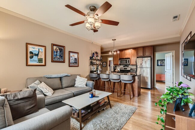 Foto del edificio - 6416 N Paulina St