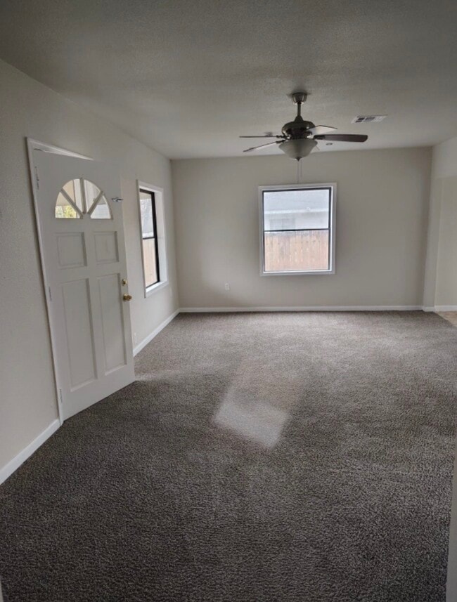 Foto del edificio - 7716 Appleton St