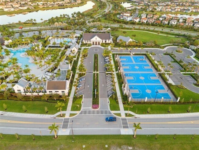 Foto del edificio - 5223 Liberty Ln