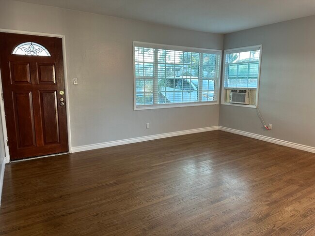 Building Photo - 4159 Harrison St
