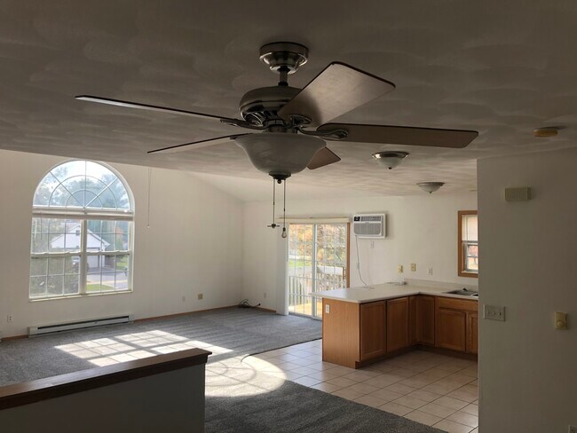 Foto del edificio - 5128 Zenith Pky