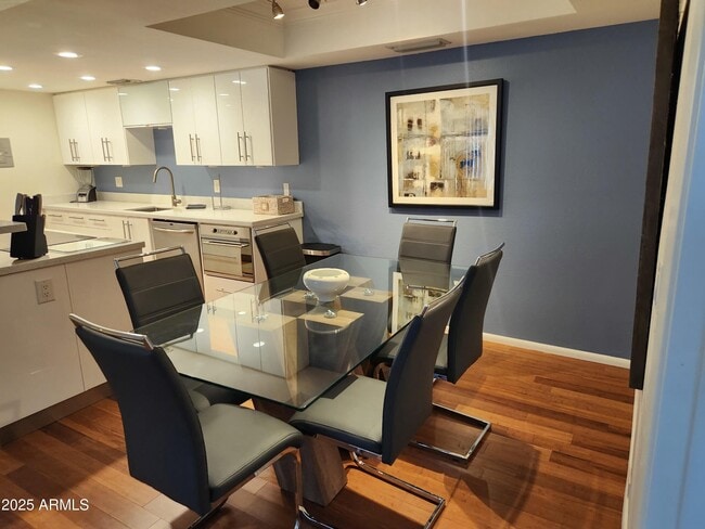 Foto del edificio - 7557 N Dreamy Draw Dr