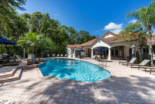 Main Resort-Style Pool - Portofino Apartments