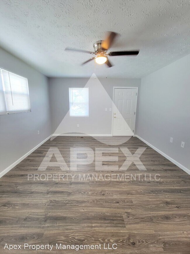 2 br, 1 bath House 227 Chickamauga Ave House Rental in Knoxville