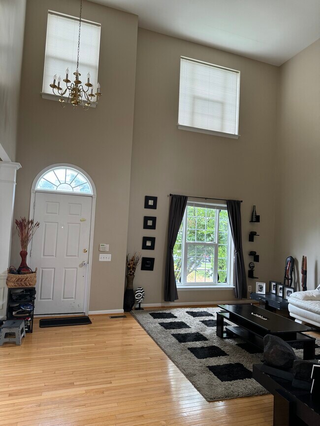 Building Photo - 21733 Regents Park Cir
