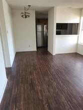 Building Photo - 1741 Crest Grove Dr