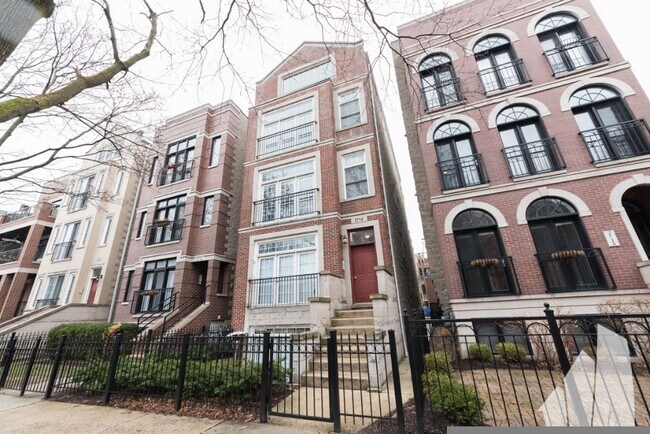 Foto del edificio - 2714 N Wayne Ave