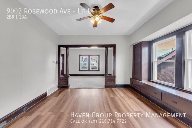 Building Photo - 9002 Rosewood Ave
