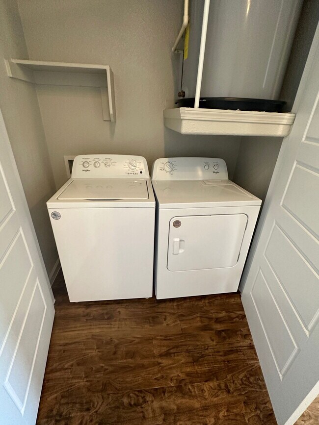 Foto del edificio - 27040 U.S. 380 Apt #106, Aubrey, TX 76227 - 1 BR 1 BA Condo