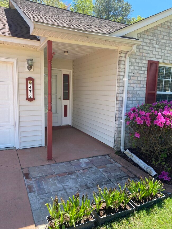 Building Photo - 472 Shellbank Dr