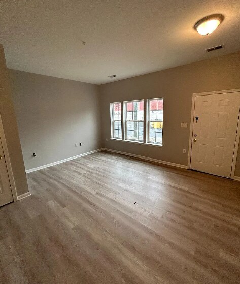 Foto principal - 1050 Lamberton St