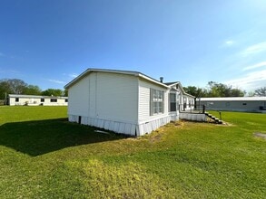 Building Photo - 111 Ava Ln
