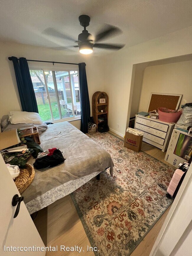 Foto del edificio - 3 br, 2 bath House - 9304 Wolverton St.