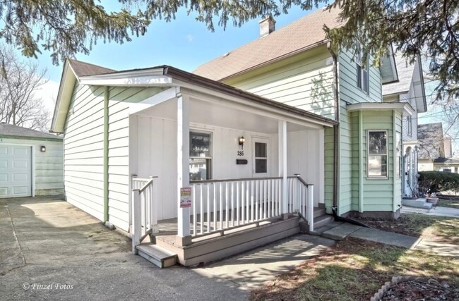 Building Photo - 286 Villa St