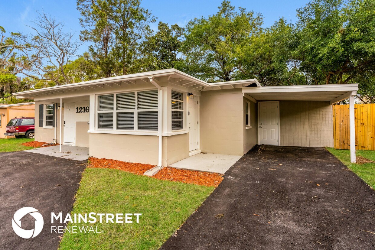 Foto principal - 1216 Claire Dr