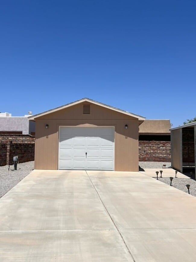 Building Photo - FOOTHILLS MOBILE ESTATES