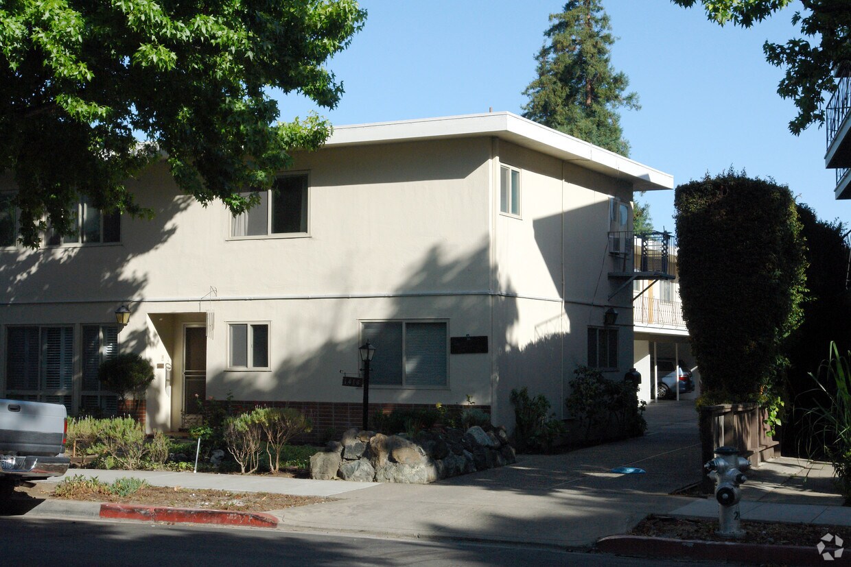 Foto del edificio - 1416 Floribunda Ave