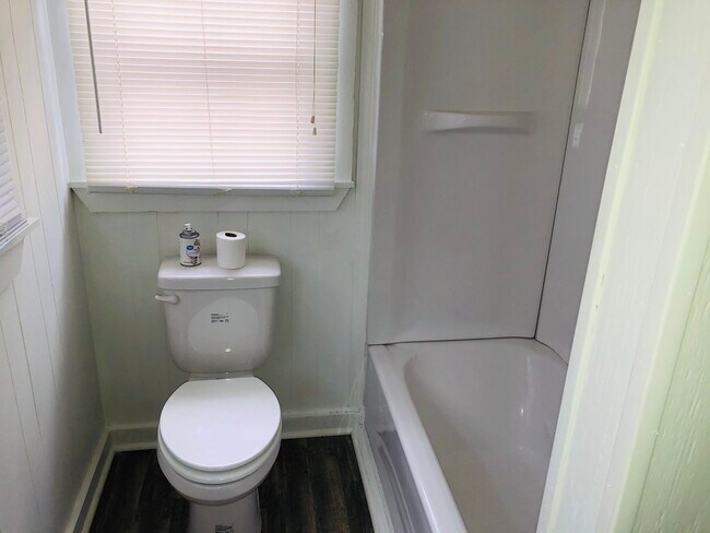 Foto del edificio - 112 S New St