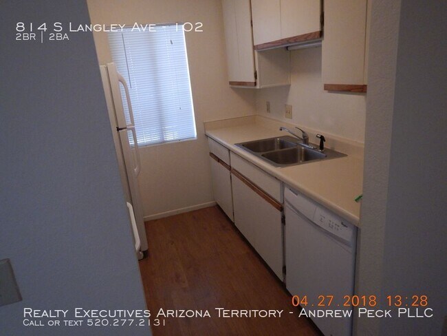 Foto del edificio - 814 S Langley Ave