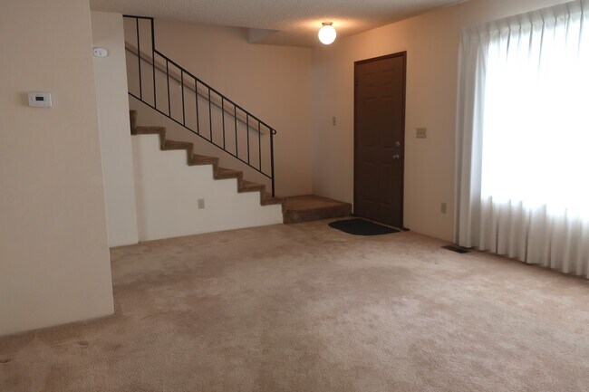 Foto del edificio - 613 11th St NE