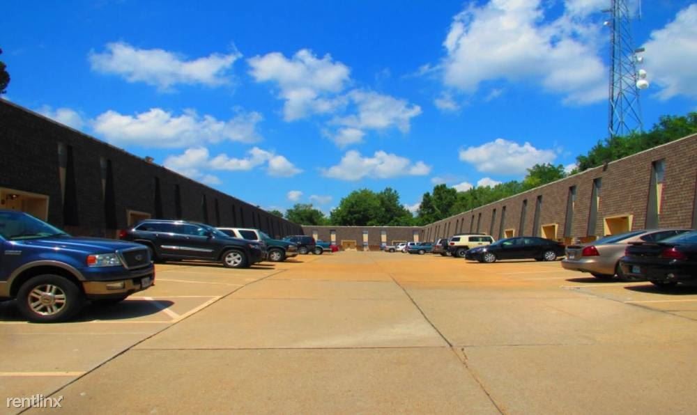 Foto principal - 2 br, 1 bath Townhome - 1416 South Dr.