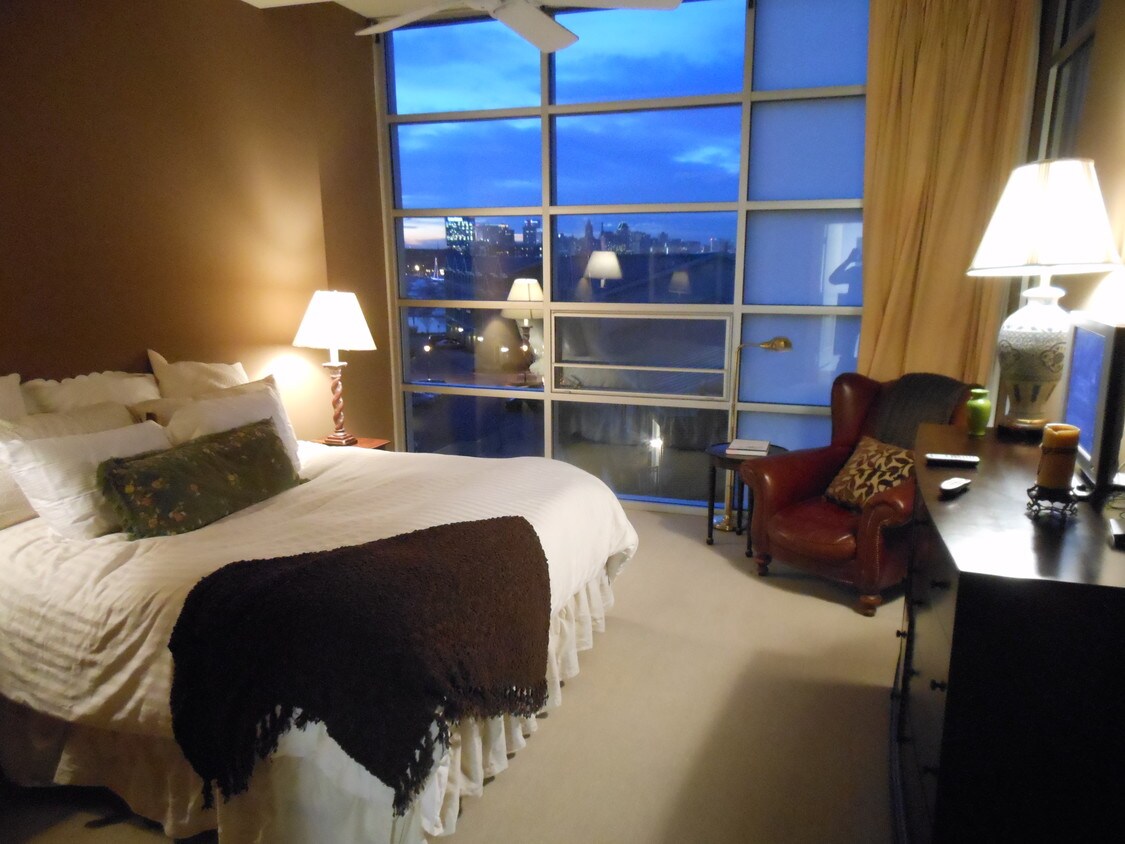 Foto principal - 2772 Lighthouse Point E
