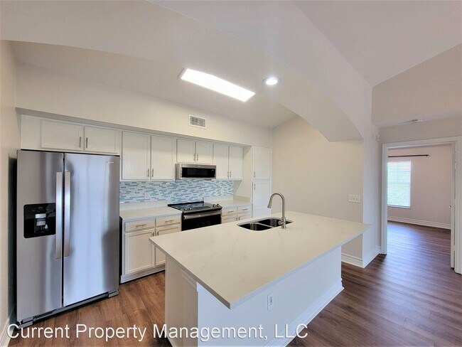 Building Photo - 3 br, 2 bath House - 7975 Preserve Circle ...