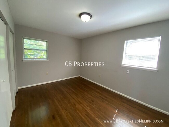 Building Photo - 3590 Merritt St