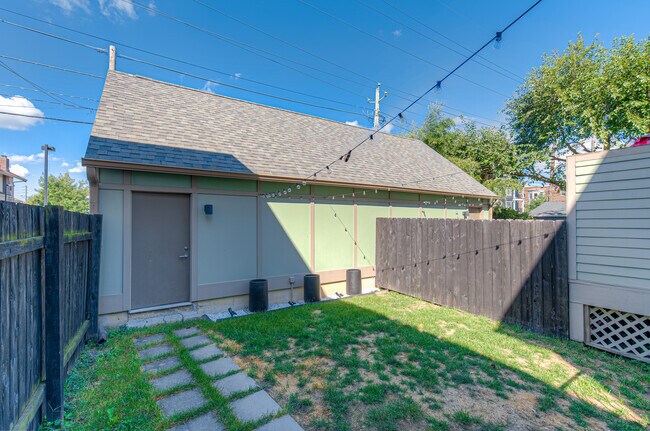 Building Photo - 2132 N Pennsylvania St