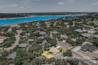 Building Photo - 604 Whispering Hollow Cir